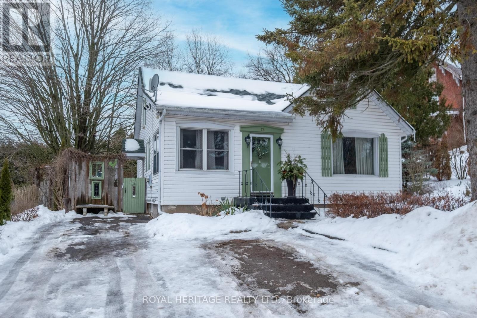 












12 PLATT STREET W

,
Brighton,




Ontario
K0K1H0

