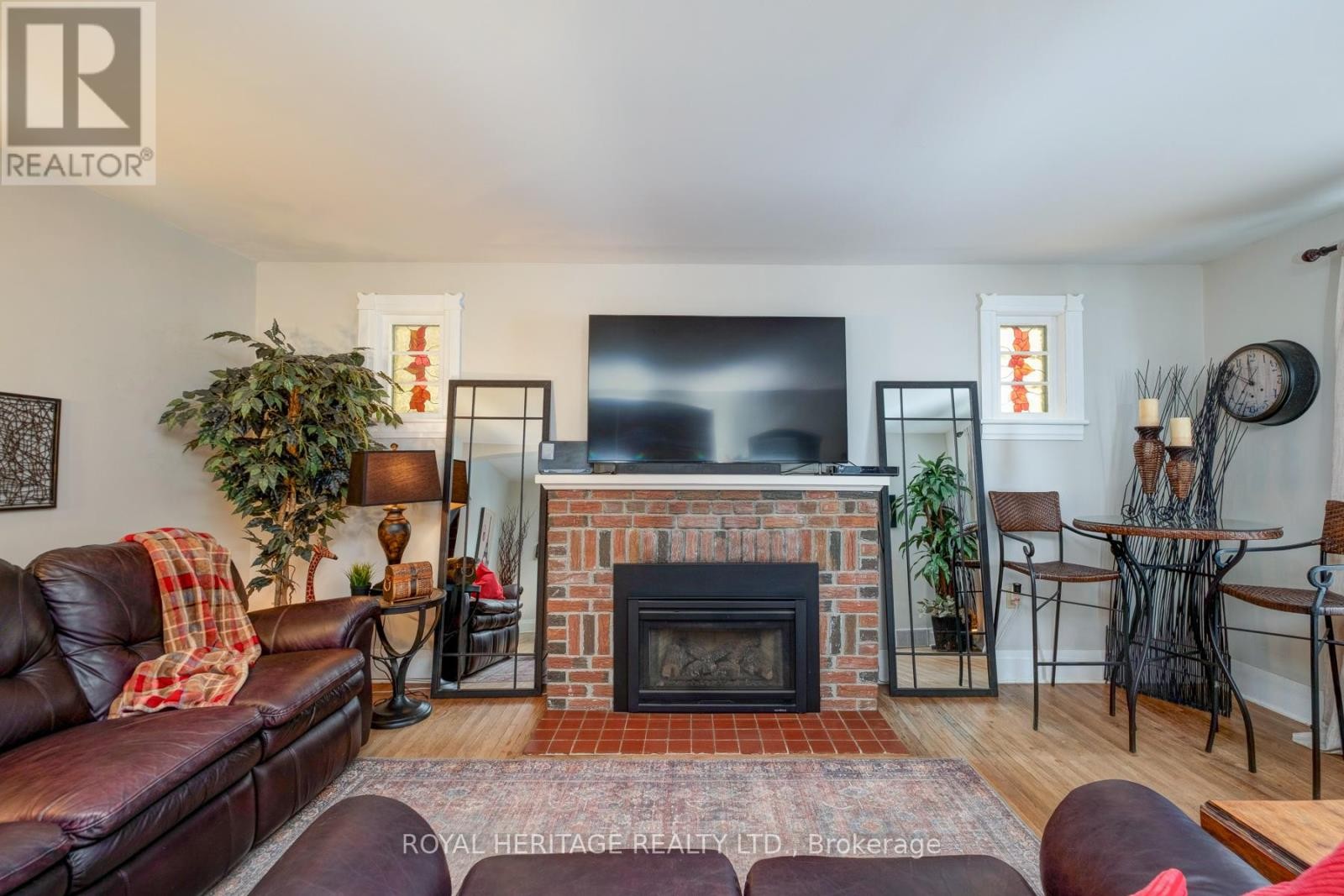 












12 PLATT STREET W

,
Brighton,




Ontario
K0K1H0

