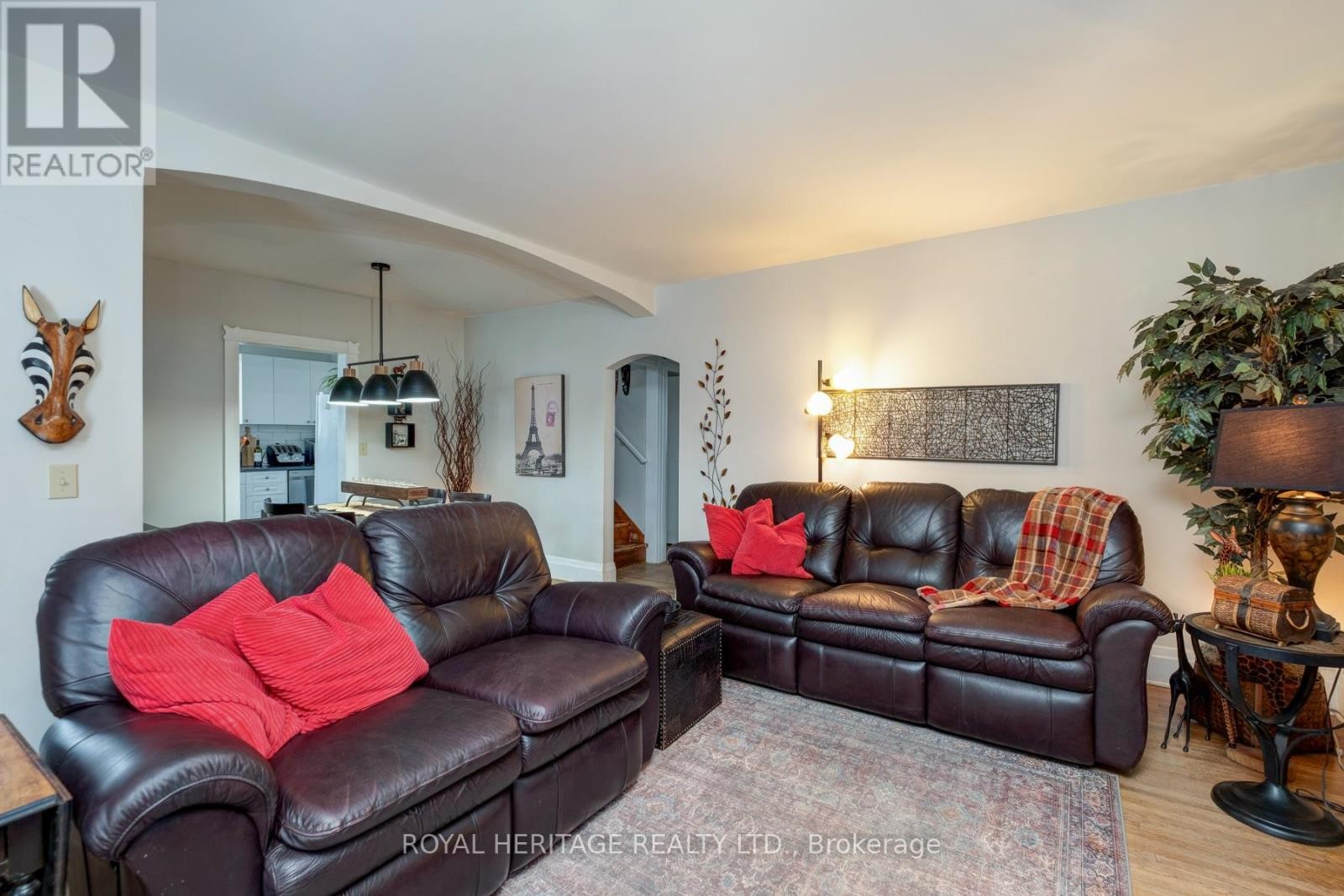 












12 PLATT STREET W

,
Brighton,




Ontario
K0K1H0

