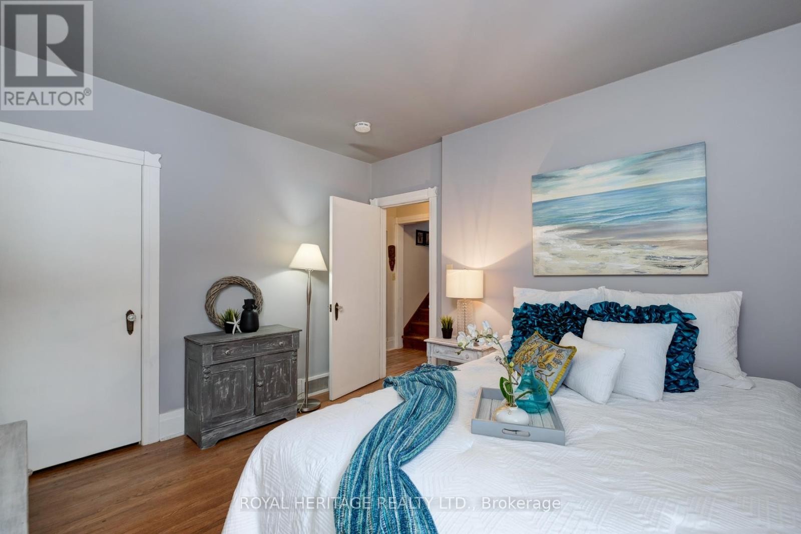 












12 PLATT STREET W

,
Brighton,




Ontario
K0K1H0

