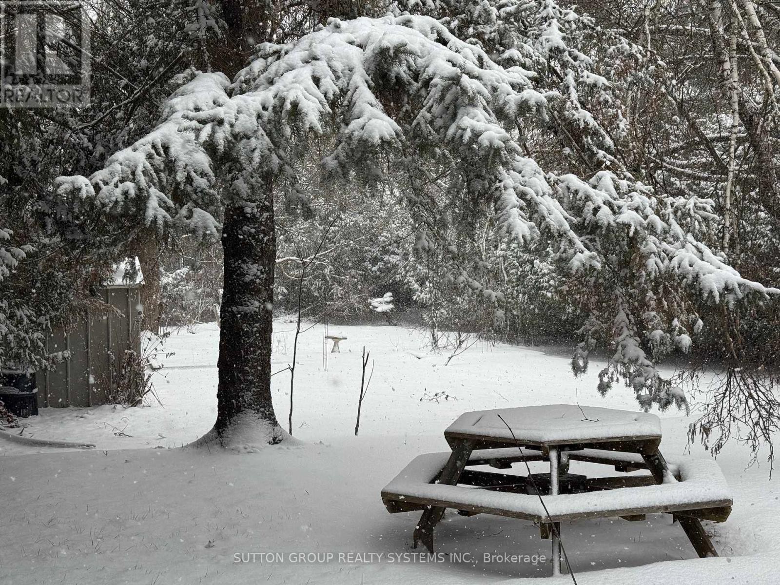 












1338 ROYAL DRIVE

,
Peterborough (Northcrest Ward 5),




Ontario
K9H6R8

