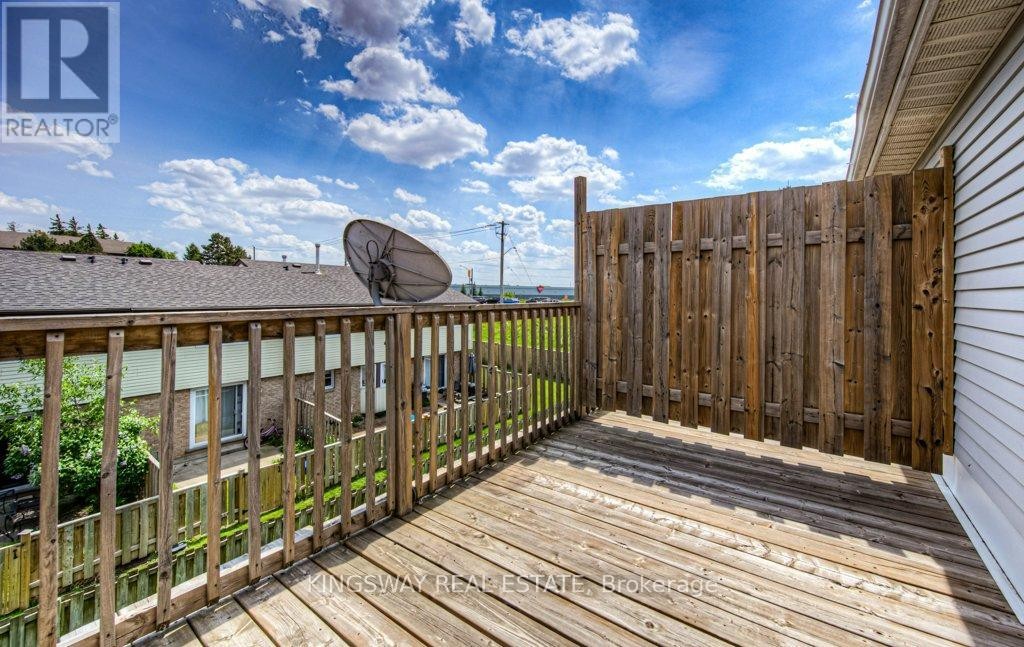 












55 - 67 VALLEYVIEW ROAD

,
Kitchener,




Ontario
N2E3J1

