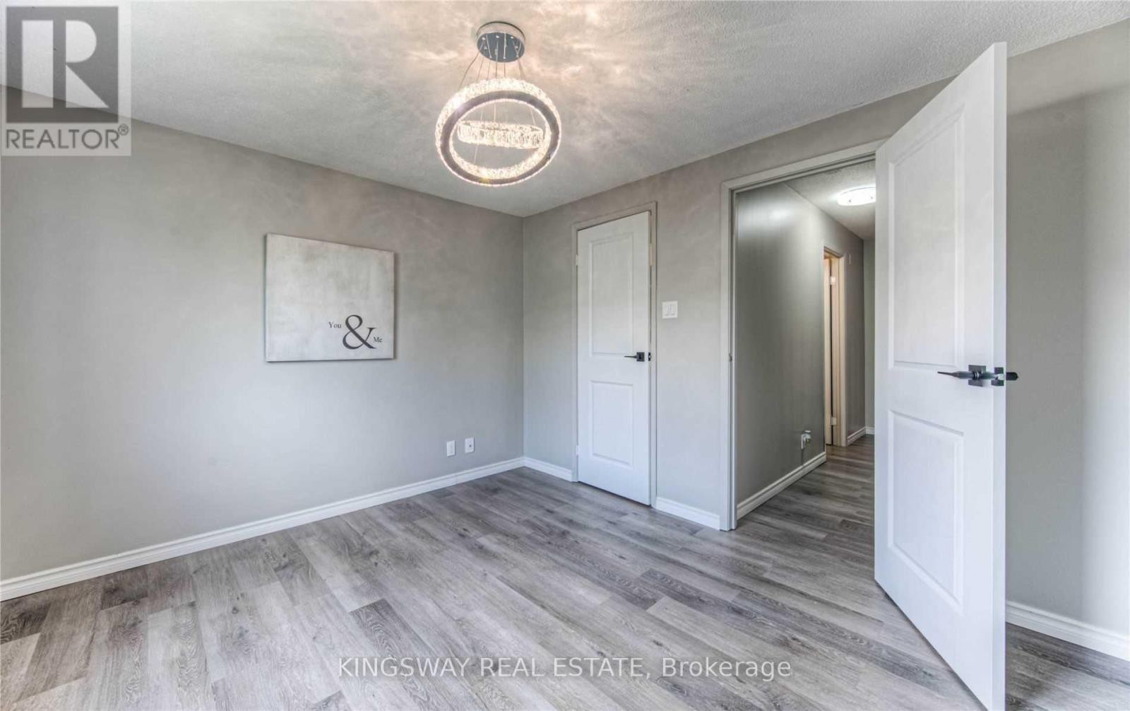 












55 - 67 VALLEYVIEW ROAD

,
Kitchener,




Ontario
N2E3J1

