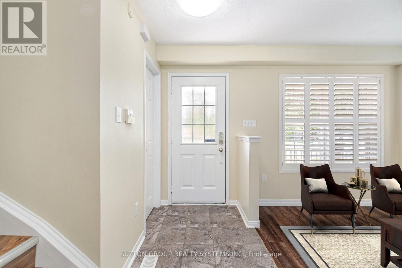 












UPPER - 148 OSBORN AVENUE

,
Brantford,




Ontario
N3T6S1

