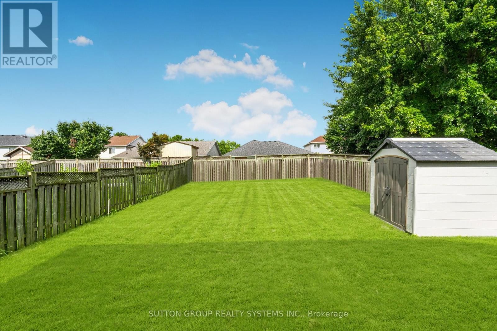 












UPPER - 148 OSBORN AVENUE

,
Brantford,




Ontario
N3T6S1

