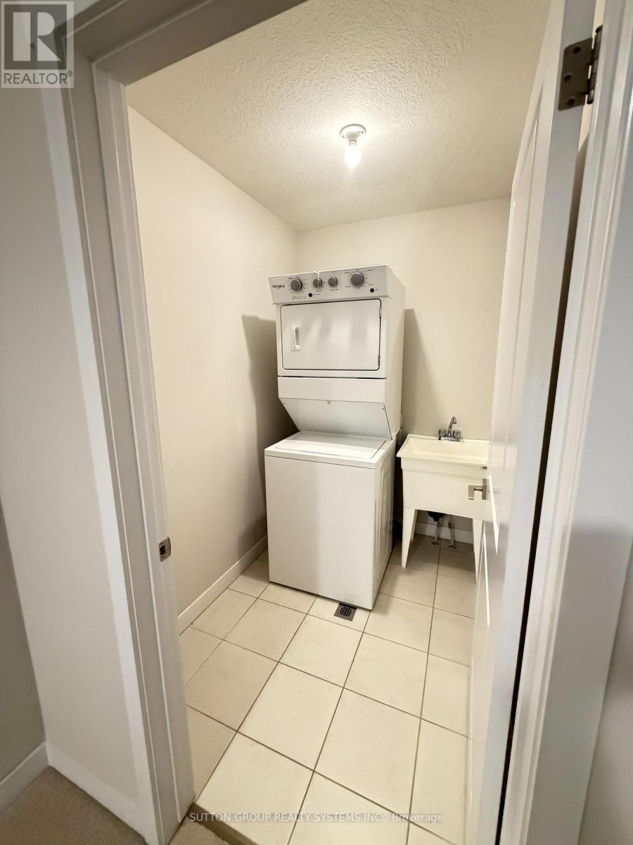 












4 - 160 STANLEY STREET

,
Norfolk (Simcoe),




Ontario
N3Y0G6

