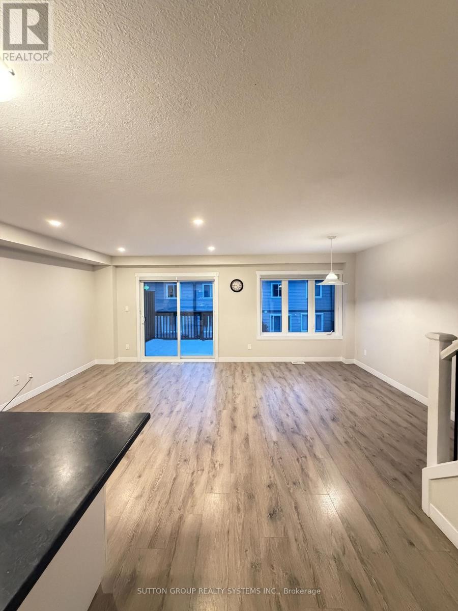 












4 - 160 STANLEY STREET

,
Norfolk (Simcoe),




Ontario
N3Y0G6

