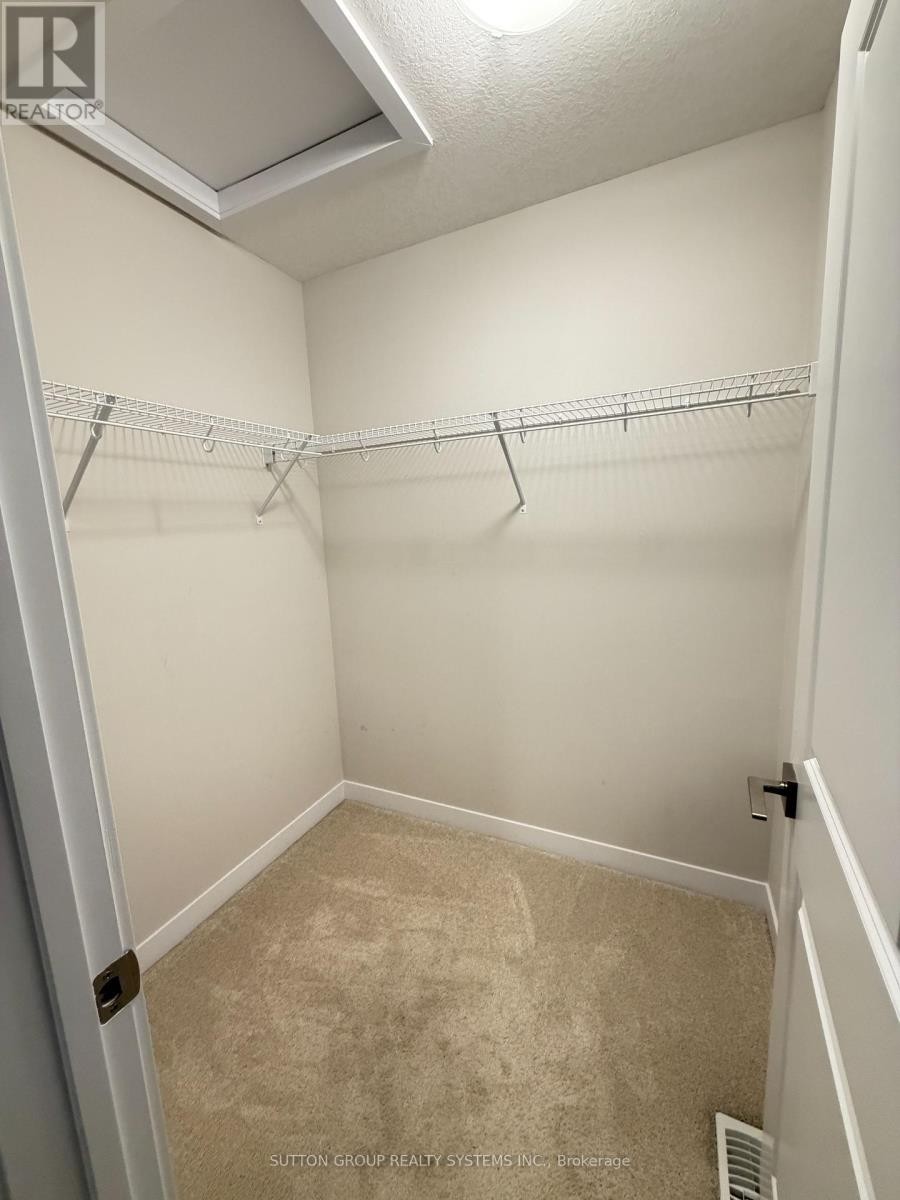 












4 - 160 STANLEY STREET

,
Norfolk (Simcoe),




Ontario
N3Y0G6

