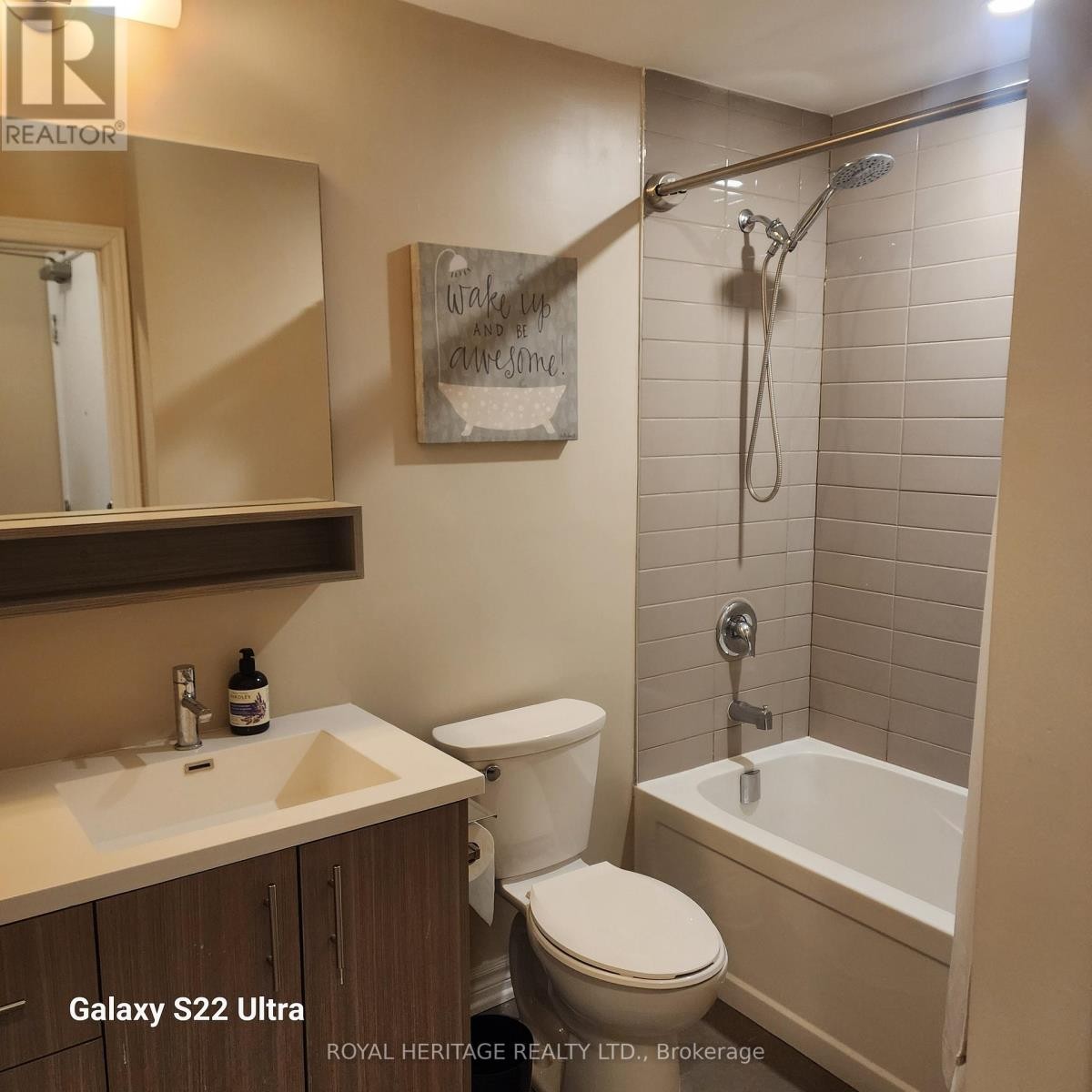 












513 - 10 ESPLANADE LANE

,
Grimsby (Grimsby Beach),




Ontario
L3M0H1

