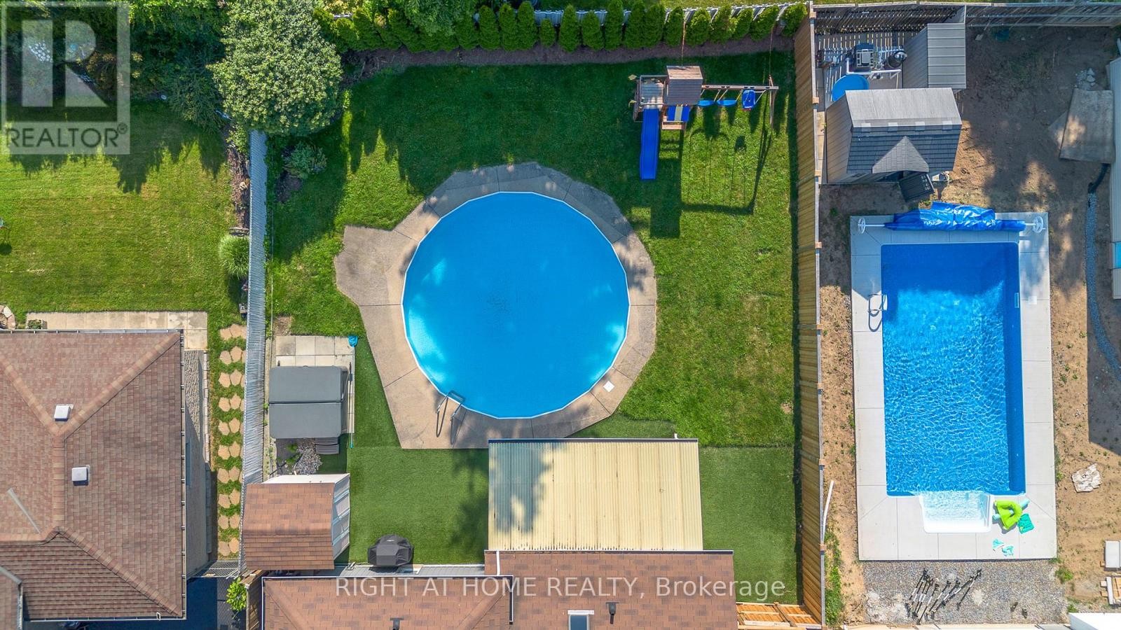 












11 NICKEL STREET

,
St. Catharines (Lakeshore),




Ontario
L2M1L4

