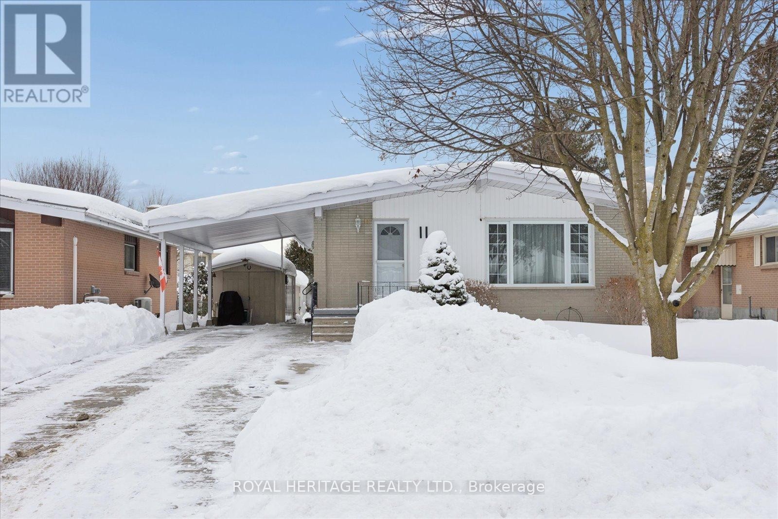 












11 WILLOW DRIVE

,
Belleville (Belleville Ward),




Ontario
K8N1X1

