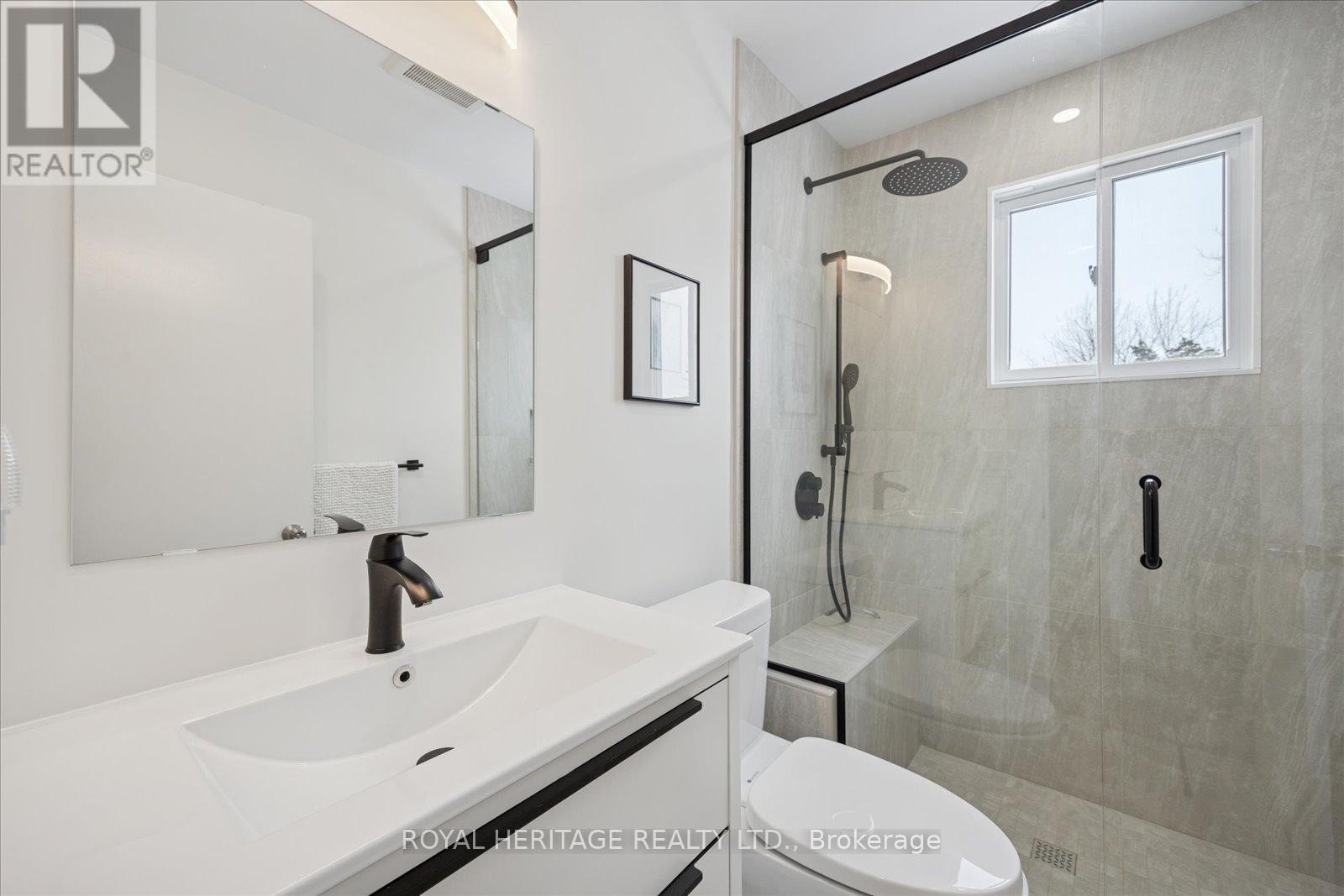 












11 WILLOW DRIVE

,
Belleville (Belleville Ward),




Ontario
K8N1X1

