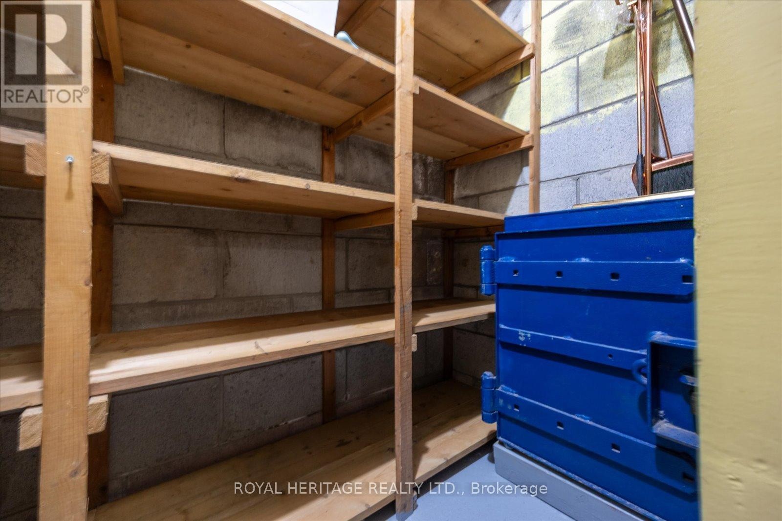 












11 WILLOW DRIVE

,
Belleville (Belleville Ward),




Ontario
K8N1X1

