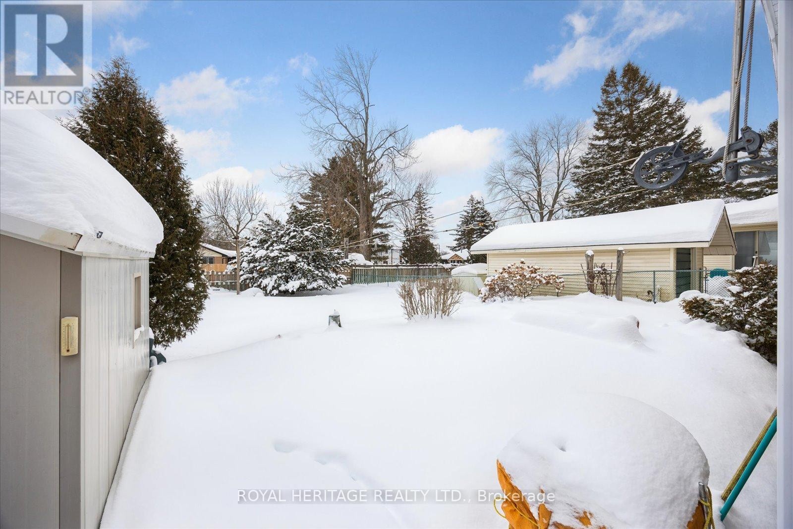 












11 WILLOW DRIVE

,
Belleville (Belleville Ward),




Ontario
K8N1X1

