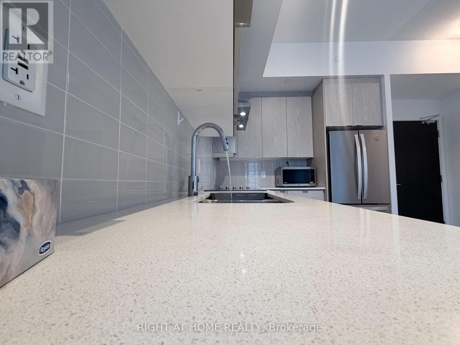 












218 - 55 DUKE STREET W

,
Kitchener,




Ontario
N2H0B4

