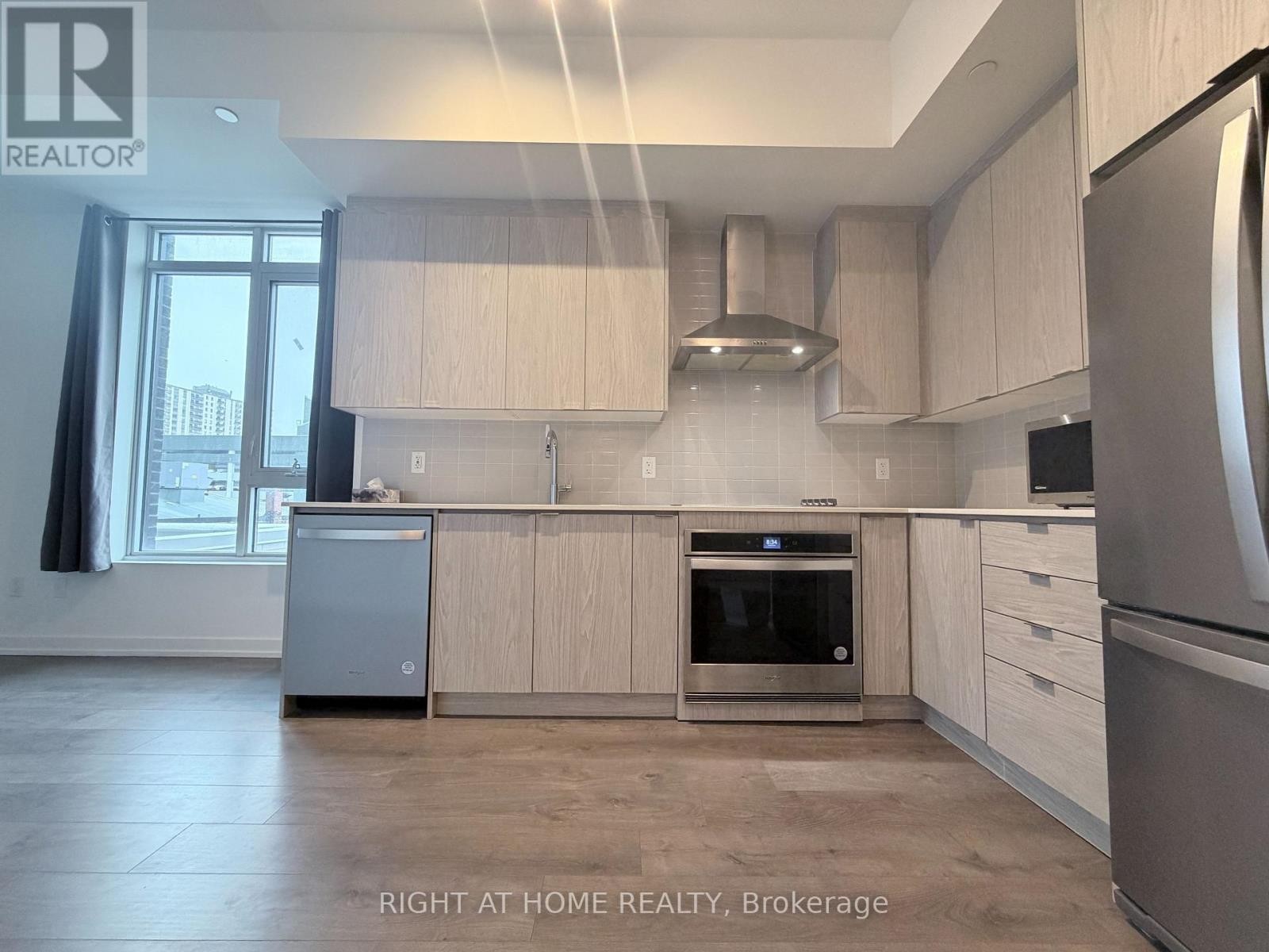 












218 - 55 DUKE STREET W

,
Kitchener,




Ontario
N2H0B4

