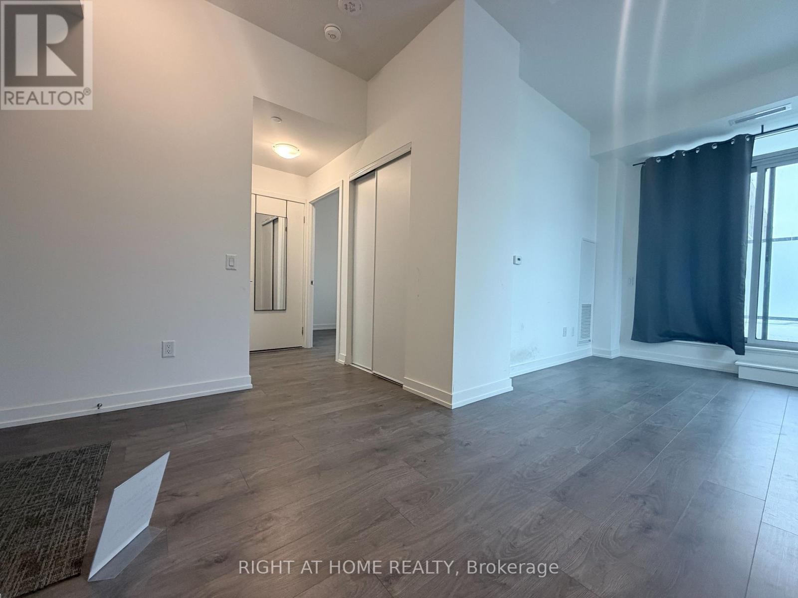 












218 - 55 DUKE STREET W

,
Kitchener,




Ontario
N2H0B4

