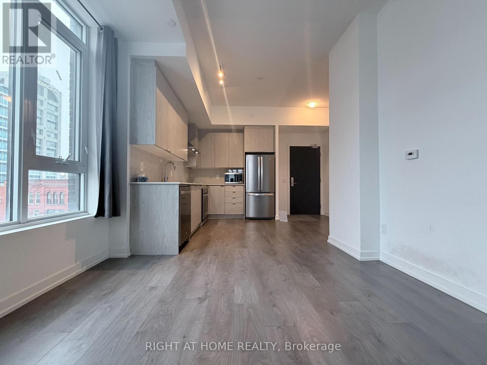 












218 - 55 DUKE STREET W

,
Kitchener,




Ontario
N2H0B4

