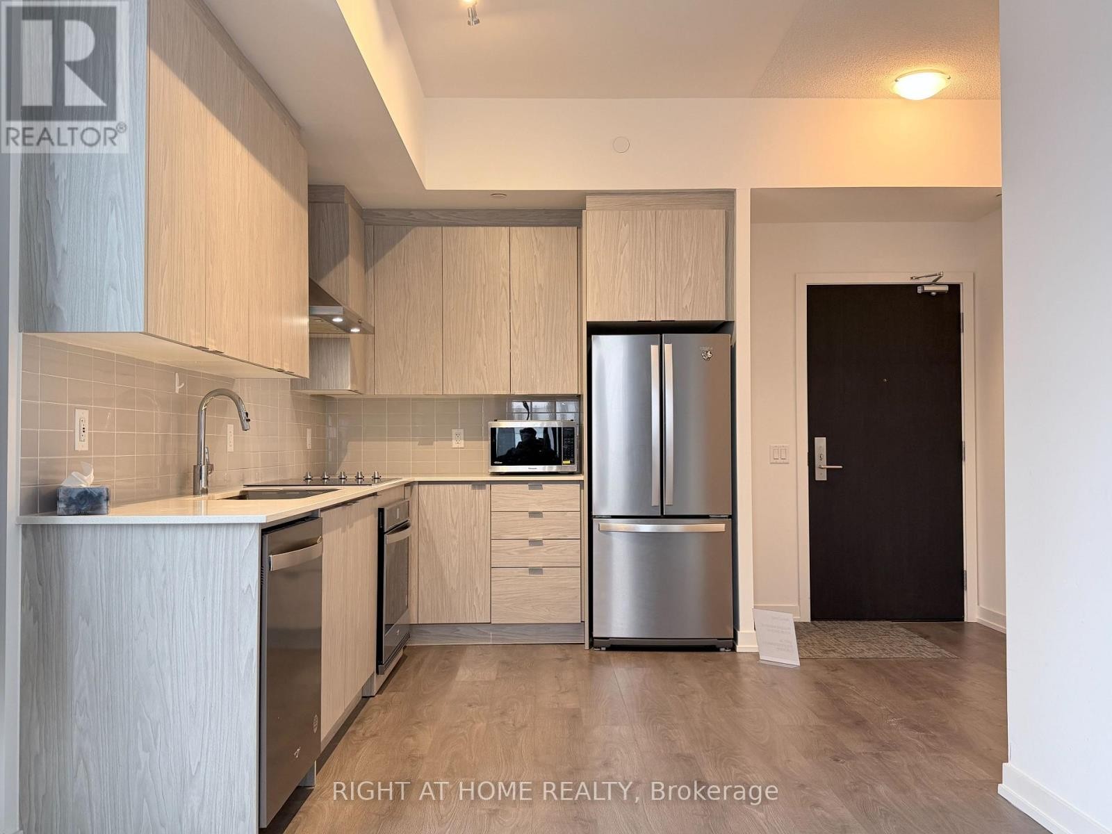 












218 - 55 DUKE STREET W

,
Kitchener,




Ontario
N2H0B4

