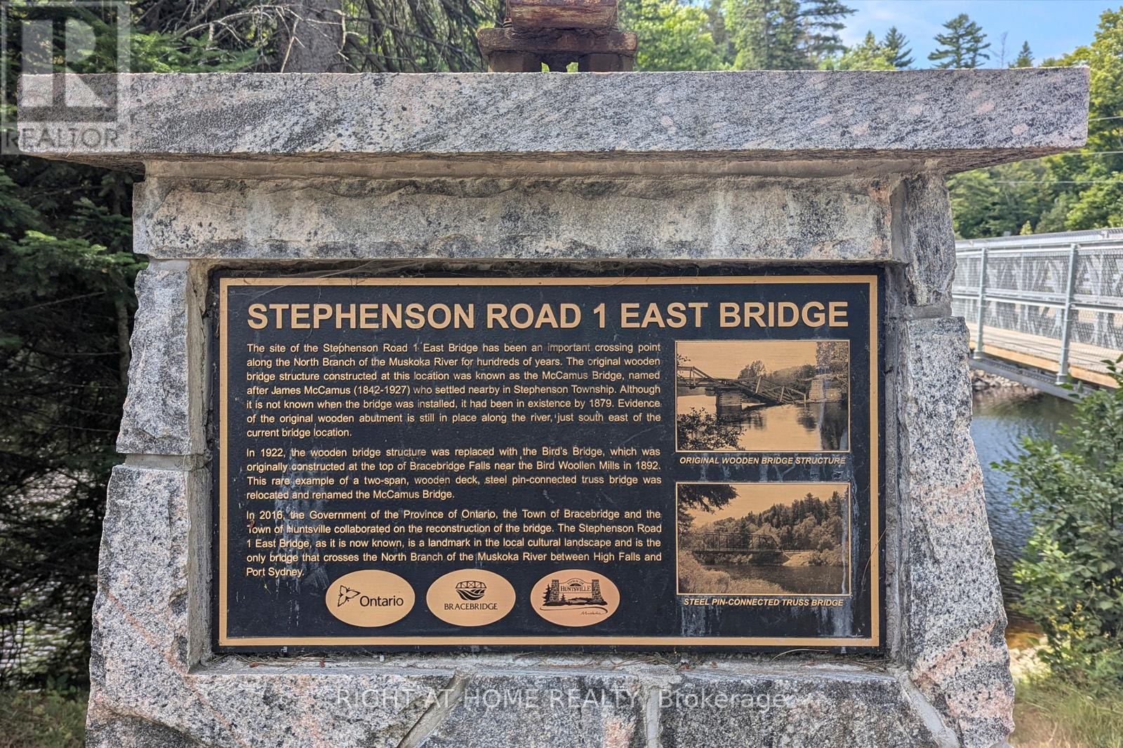 












524 BALSAM CHUTES ROAD

,
Huntsville (Stephenson),




Ontario
P0B1L0

