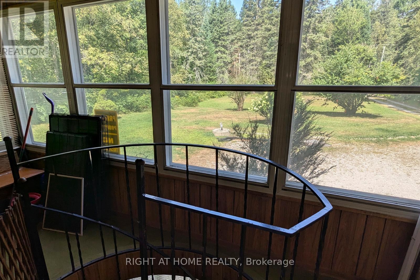 












524 BALSAM CHUTES ROAD

,
Huntsville (Stephenson),




Ontario
P0B1L0

