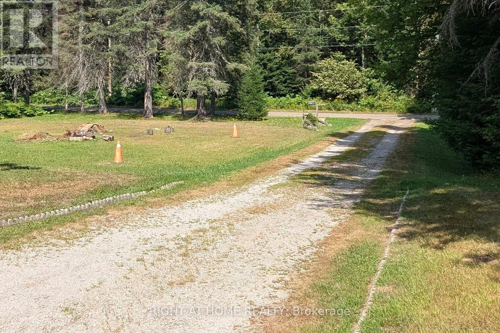 












524 BALSAM CHUTES ROAD

,
Huntsville (Stephenson),




Ontario
P0B1L0

