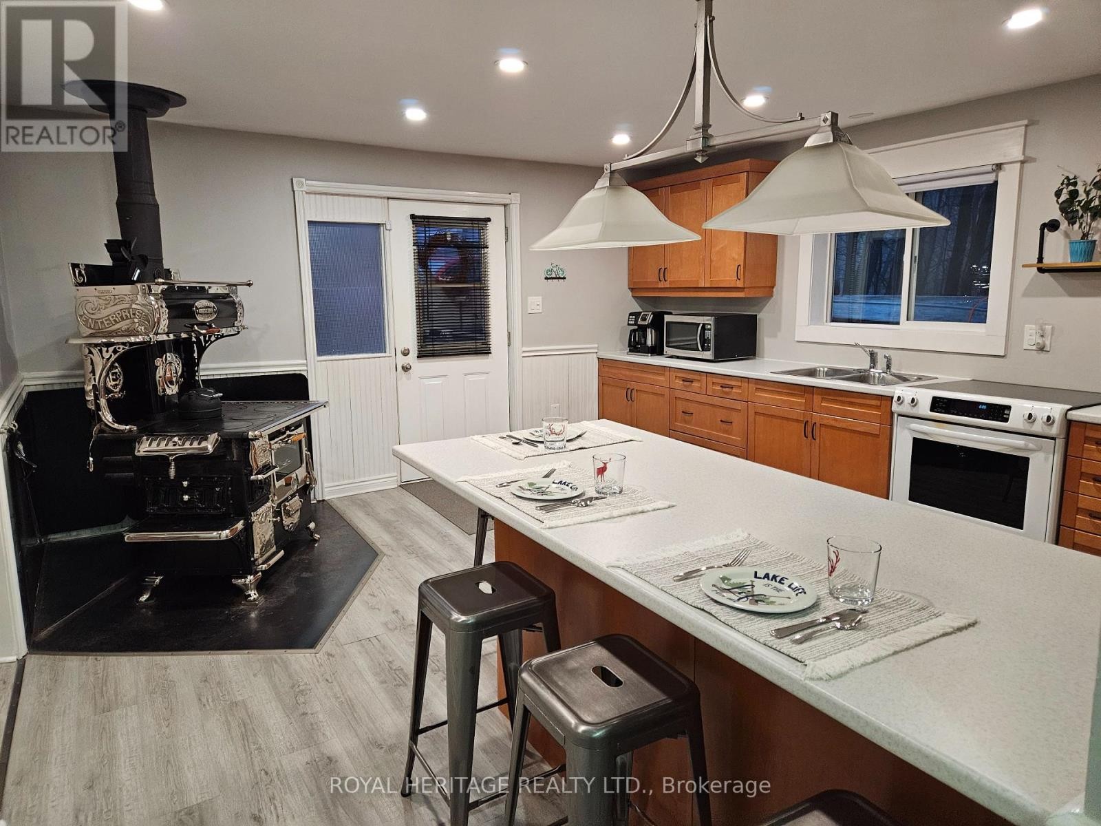 












87 FIRE ROUTE 57 ROUTE

,
Havelock-Belmont-Methuen (Belmont-Methuen),




Ontario
K0L1Z0

