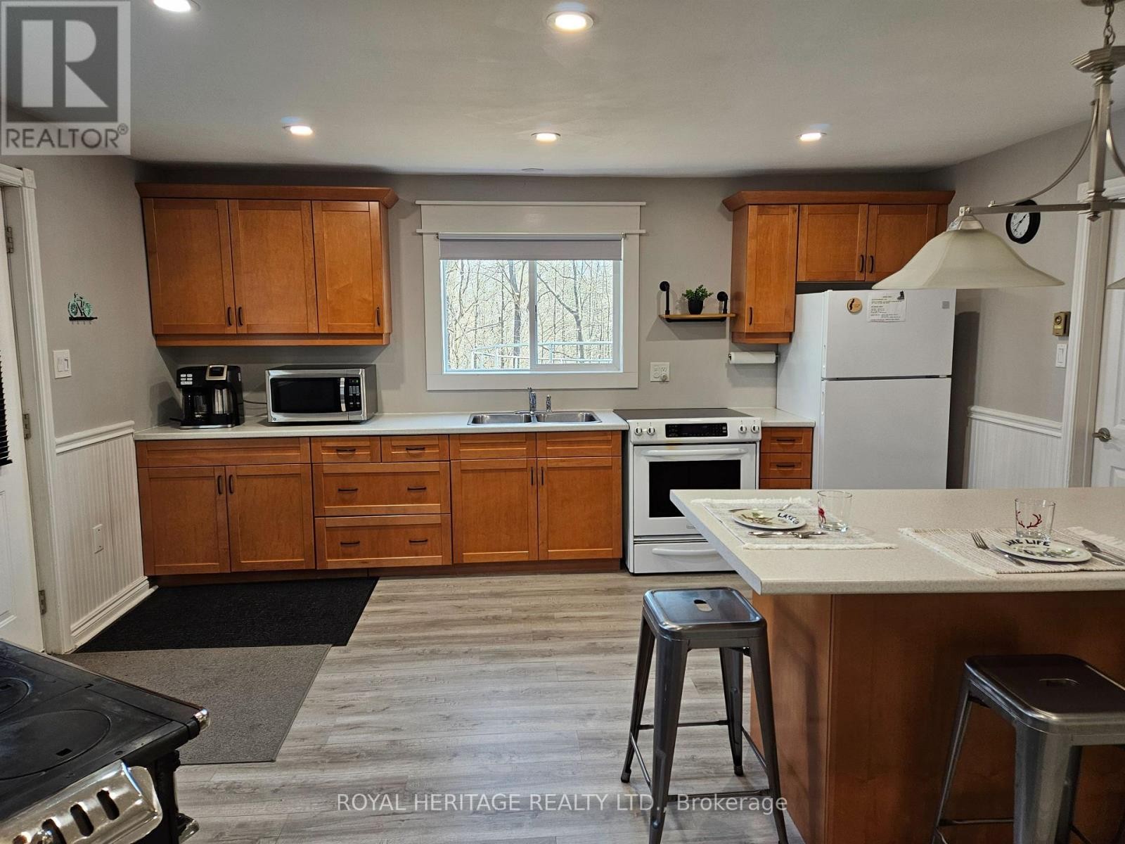 












87 FIRE ROUTE 57 ROUTE

,
Havelock-Belmont-Methuen (Belmont-Methuen),




Ontario
K0L1Z0

