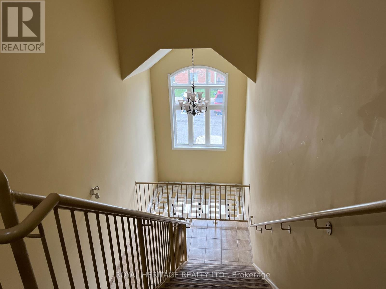 












307 - 306 SPILLSBURY DRIVE

,
Peterborough (Otonabee Ward 1),




Ontario
K9K0B5

