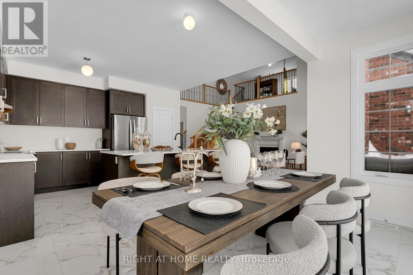 












13 EAST VISTA TERRACE

,
Quinte West (Murray Ward),




Ontario
K0K1L0

