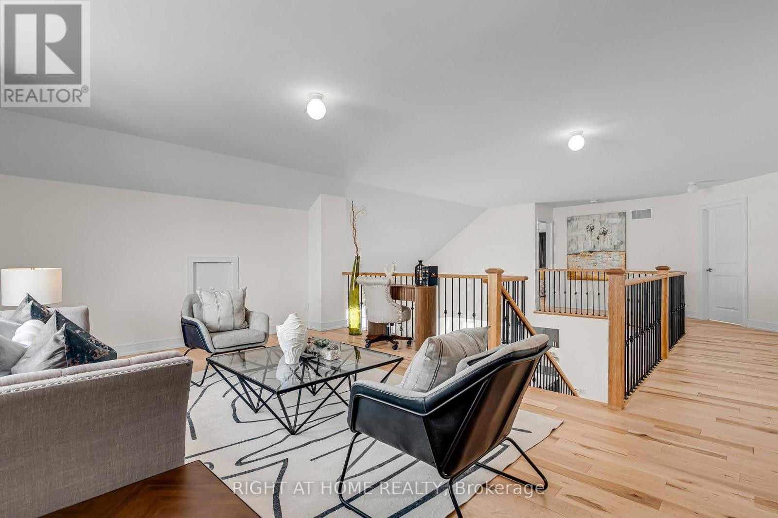 












13 EAST VISTA TERRACE

,
Quinte West (Murray Ward),




Ontario
K0K1L0

