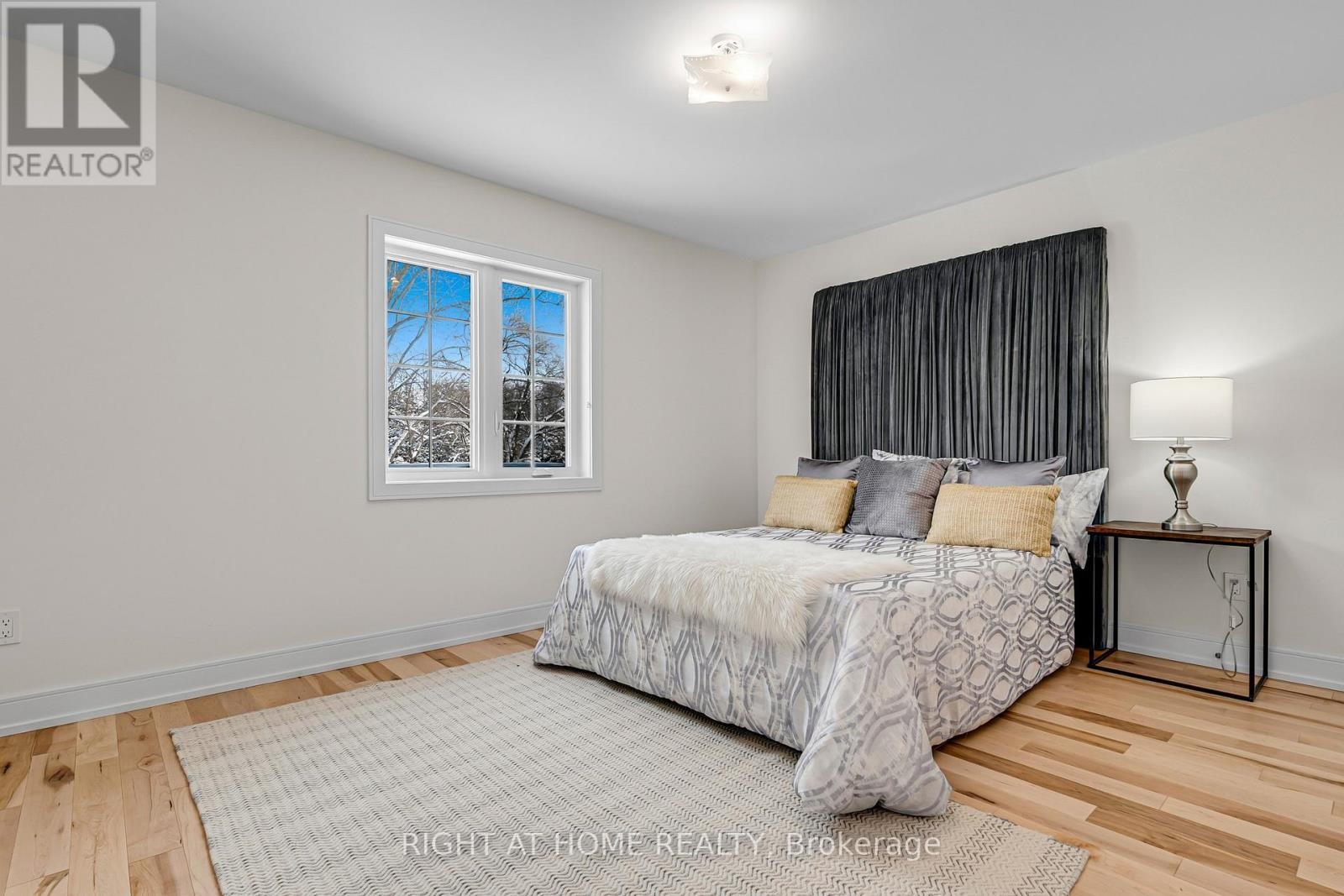 












13 EAST VISTA TERRACE

,
Quinte West (Murray Ward),




Ontario
K0K1L0

