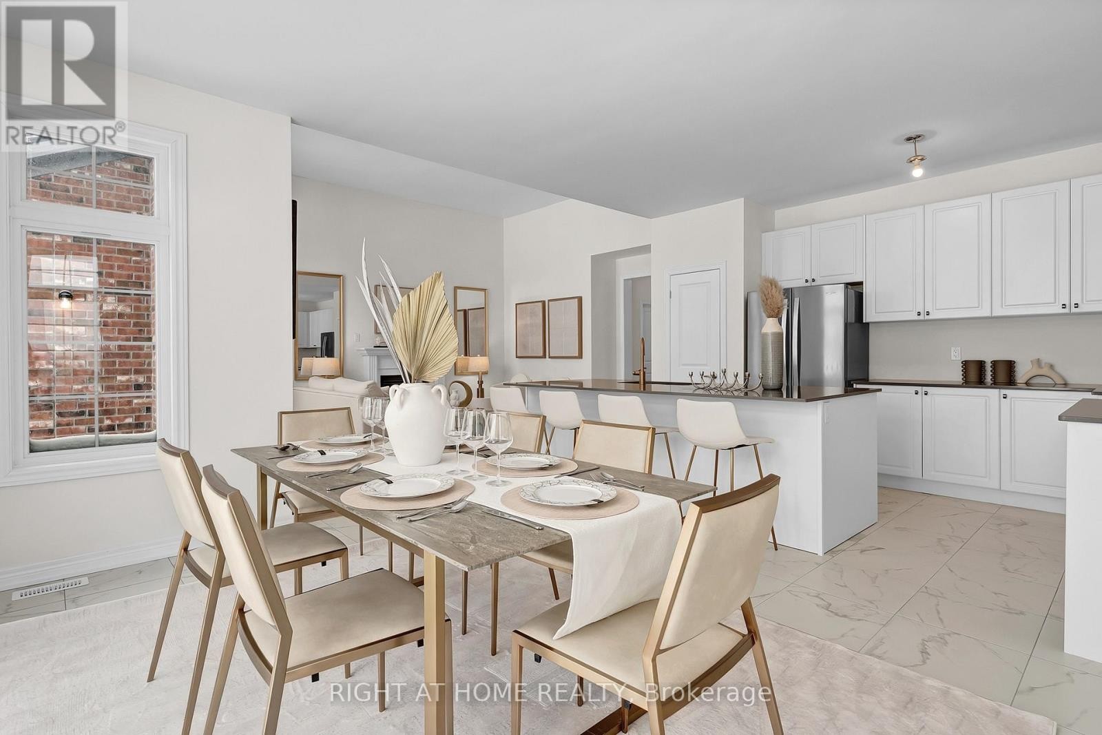 












53 WELLERS WAY

,
Quinte West (Murray Ward),




Ontario
K0K1L0

