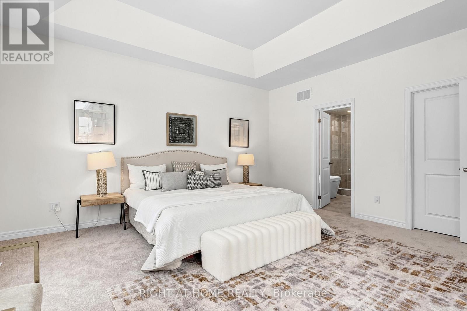 












53 WELLERS WAY

,
Quinte West (Murray Ward),




Ontario
K0K1L0

