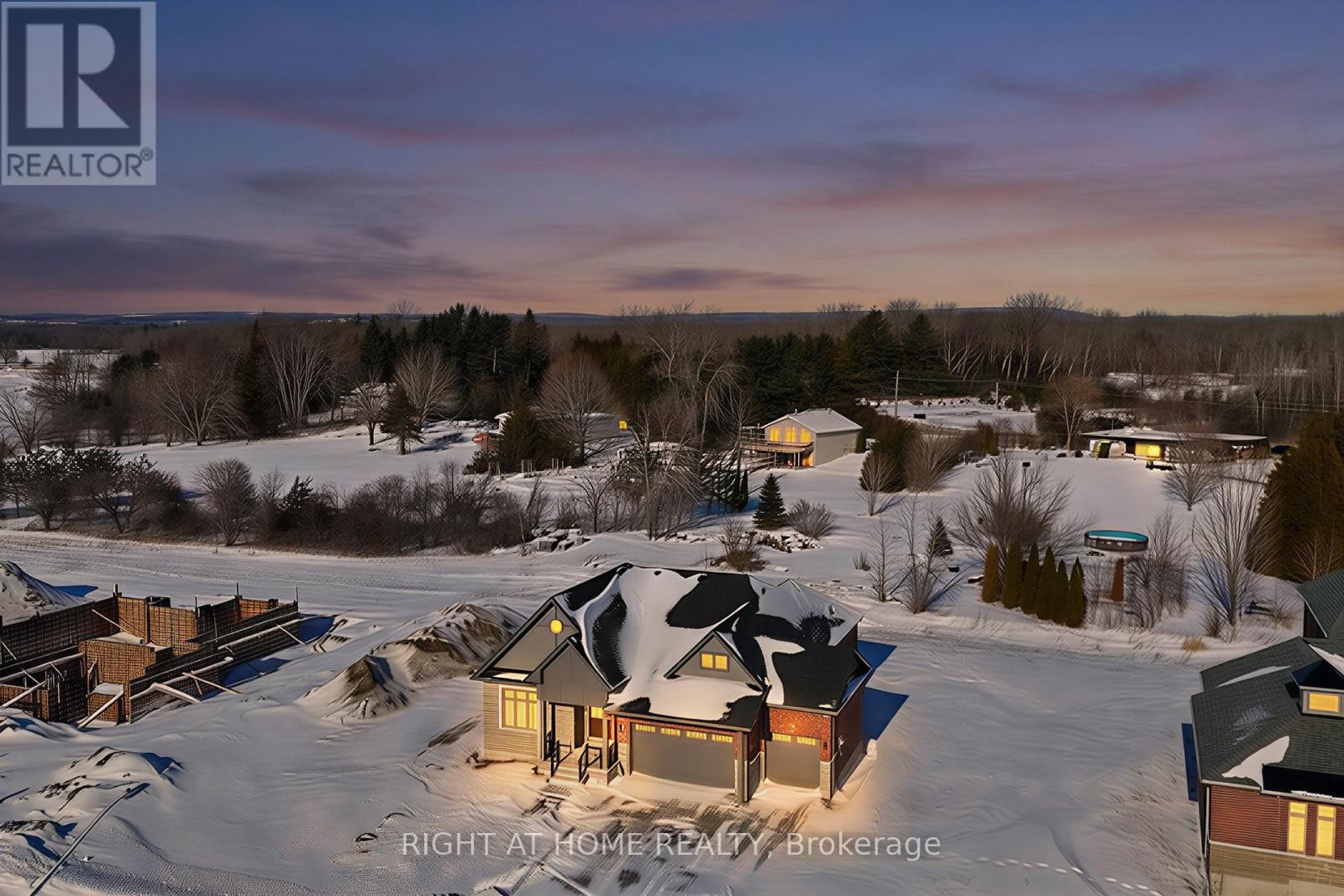 












53 WELLERS WAY

,
Quinte West (Murray Ward),




Ontario
K0K1L0

