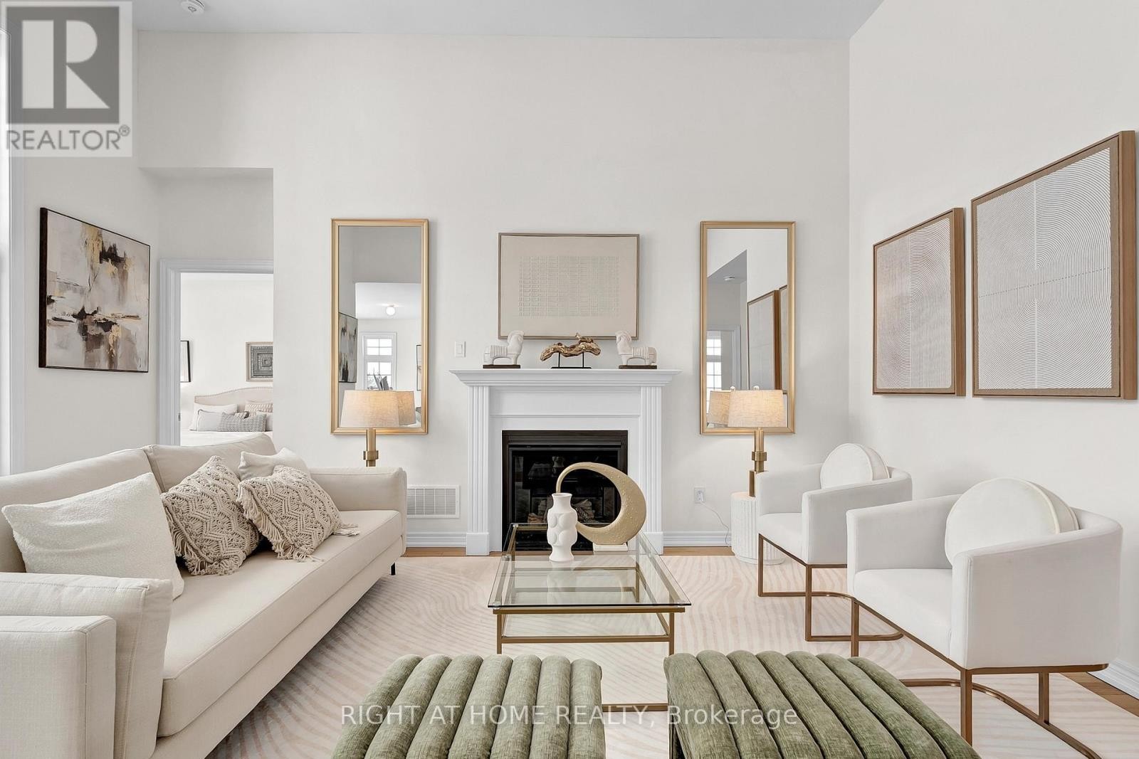 












53 WELLERS WAY

,
Quinte West (Murray Ward),




Ontario
K0K1L0

