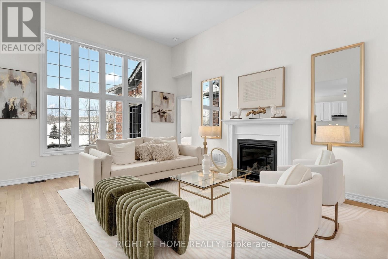 












53 WELLERS WAY

,
Quinte West (Murray Ward),




Ontario
K0K1L0

