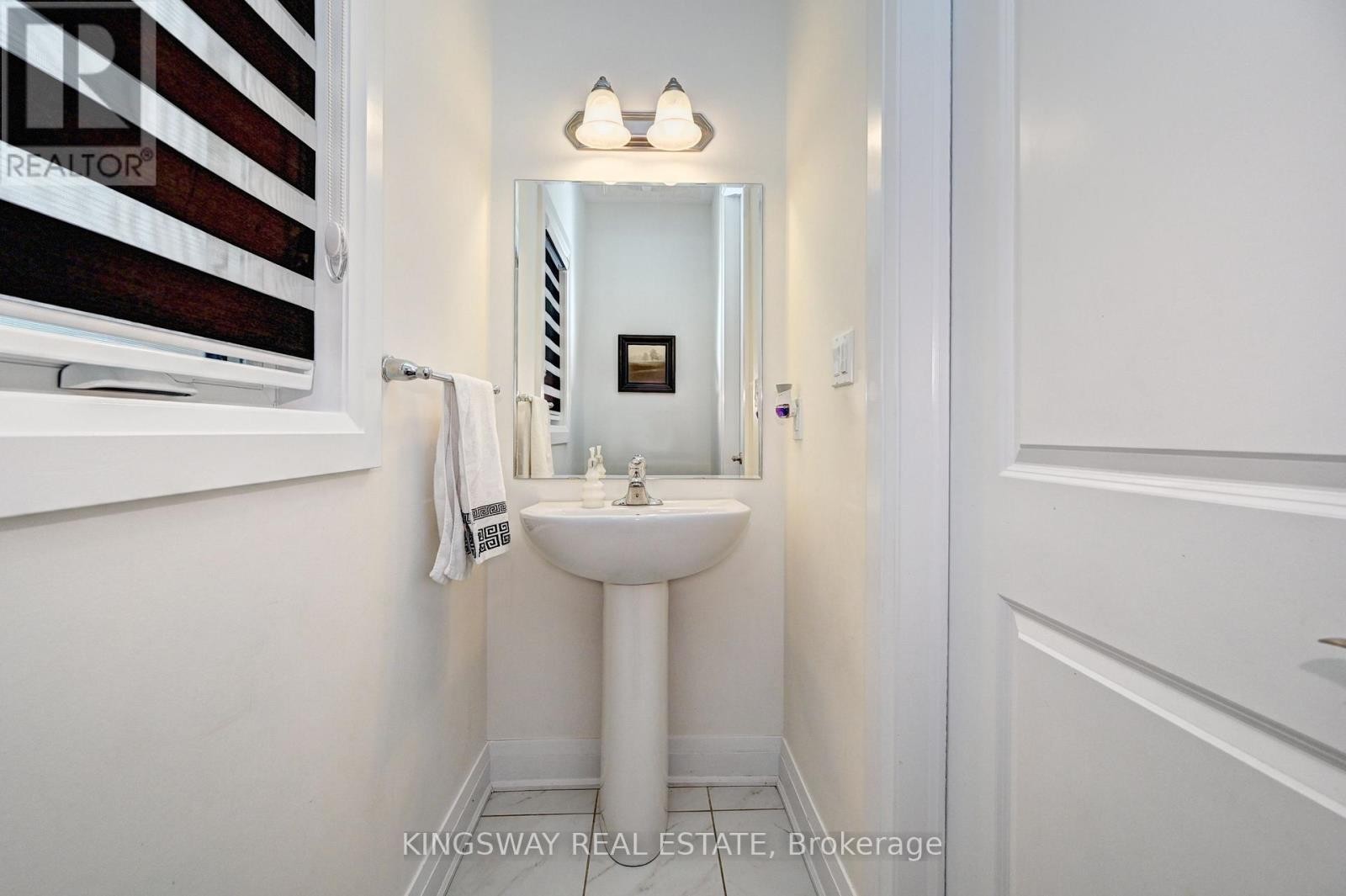 












520 NATHALIE CRESCENT

,
Kitchener,




Ontario
N2E0C9

