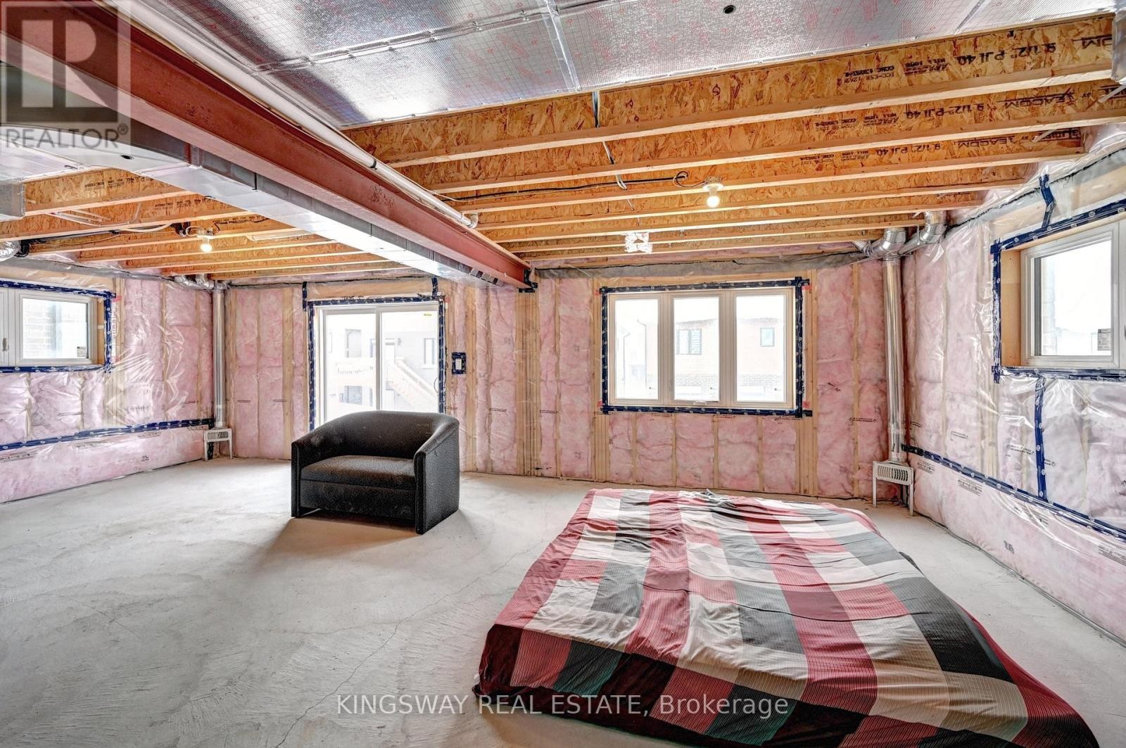 












520 NATHALIE CRESCENT

,
Kitchener,




Ontario
N2E0C9

