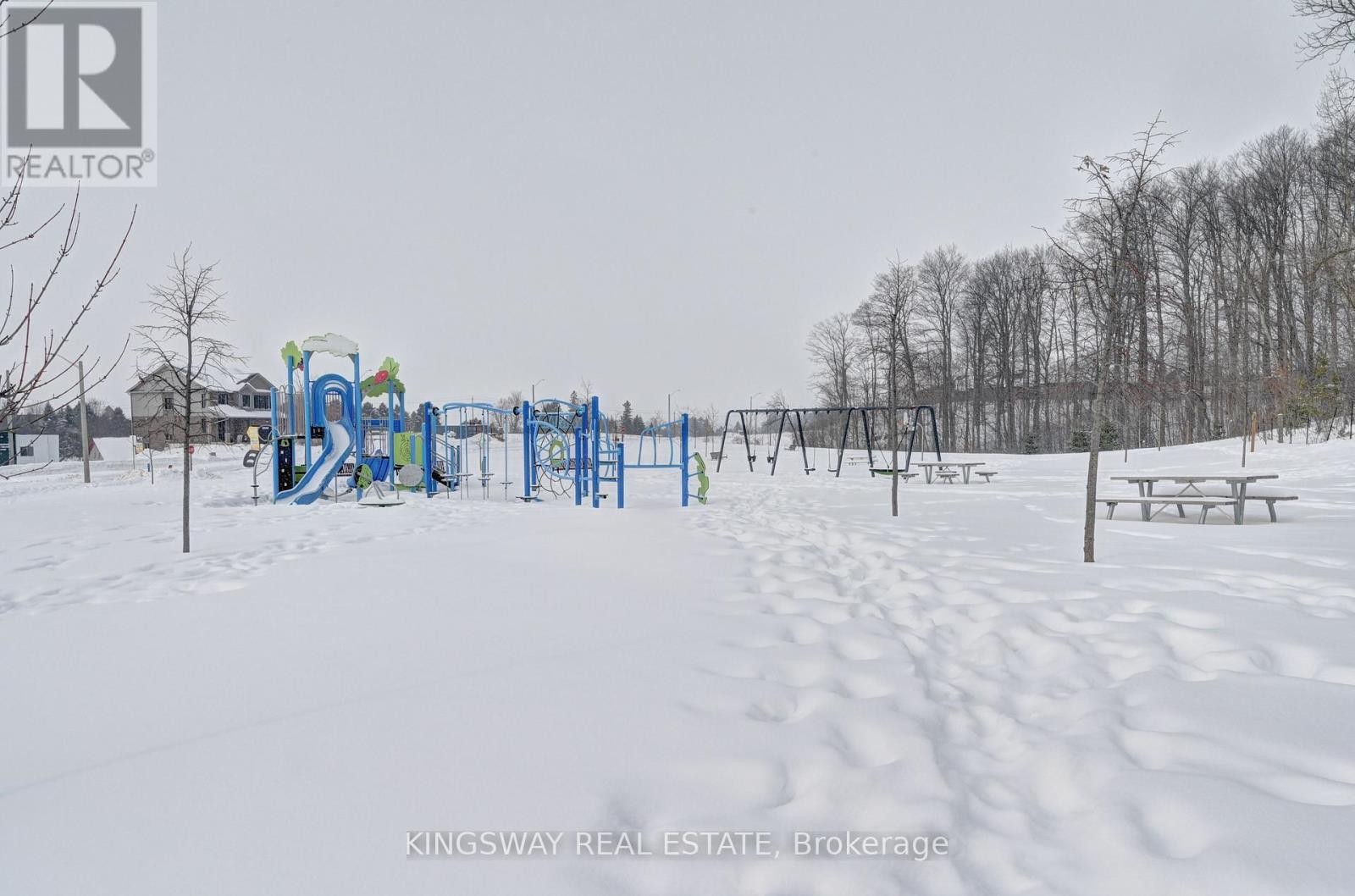 












520 NATHALIE CRESCENT

,
Kitchener,




Ontario
N2E0C9

