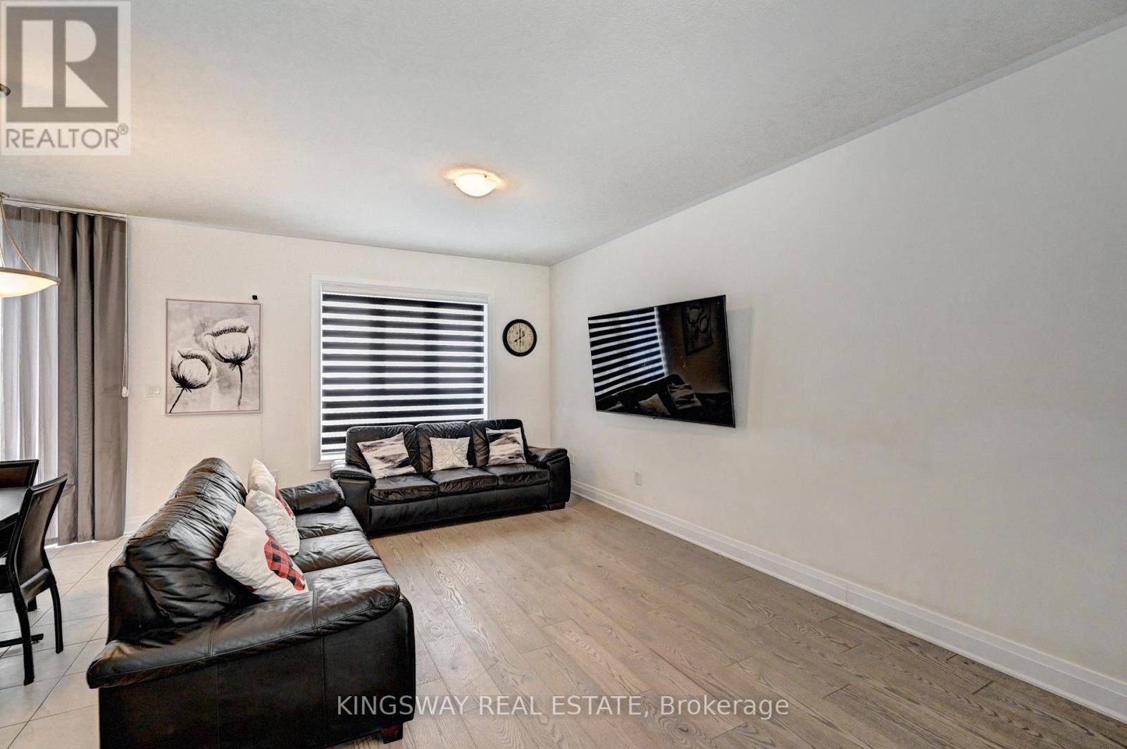 












520 NATHALIE CRESCENT

,
Kitchener,




Ontario
N2E0C9

