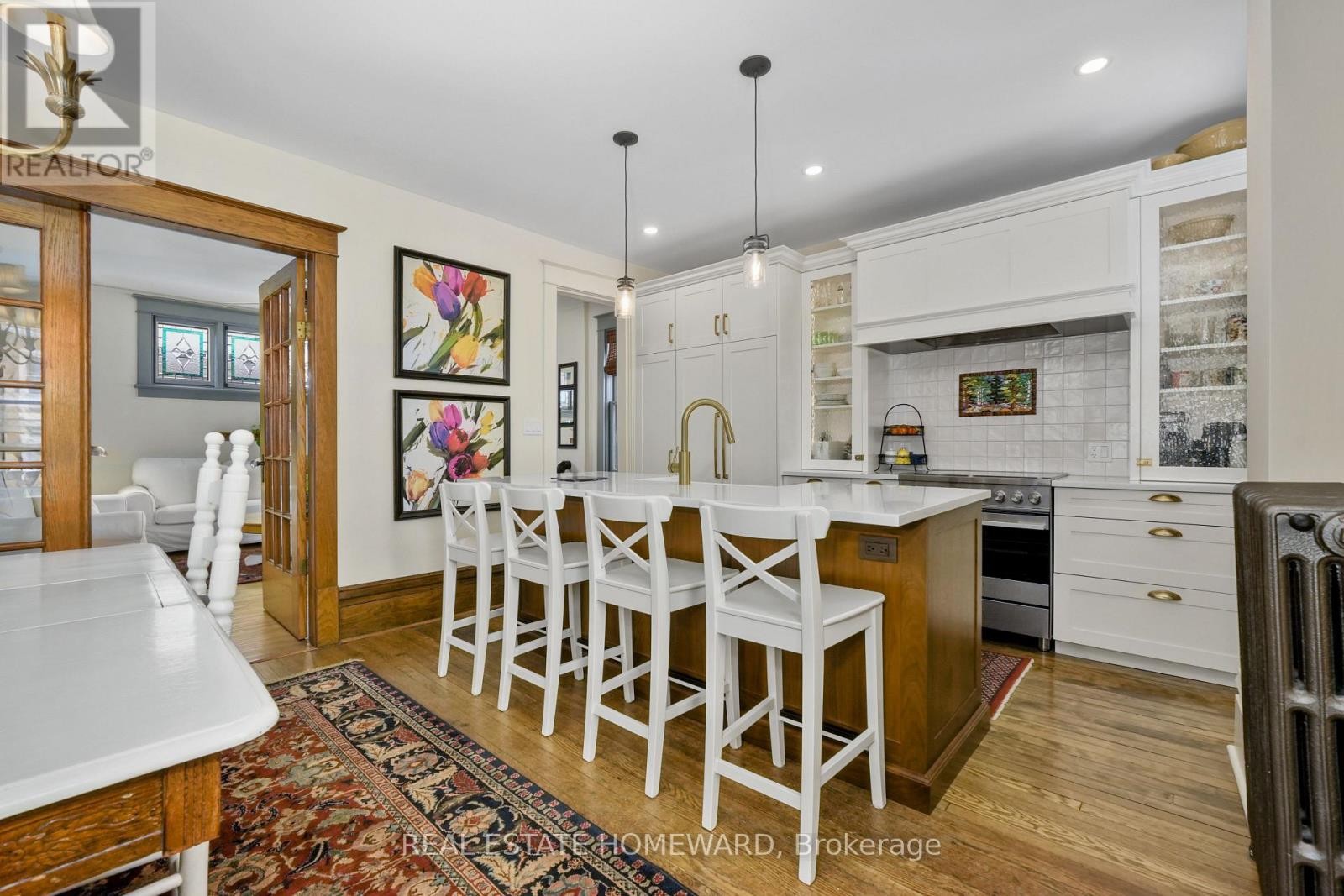 












96 JAMES STREET W

,
Cobourg,




Ontario
K9A2K2

