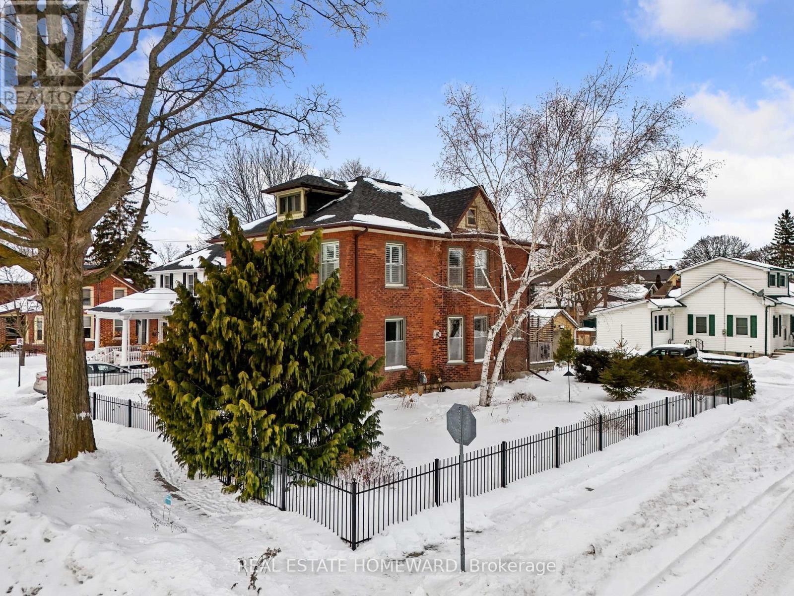 












96 JAMES STREET W

,
Cobourg,




Ontario
K9A2K2

