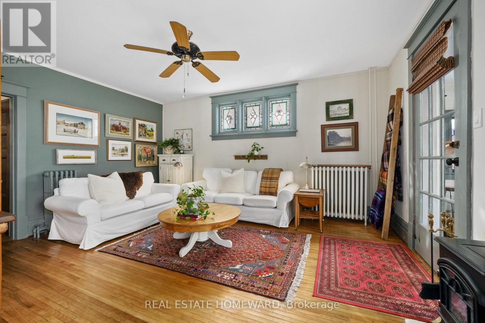 












96 JAMES STREET W

,
Cobourg,




Ontario
K9A2K2

