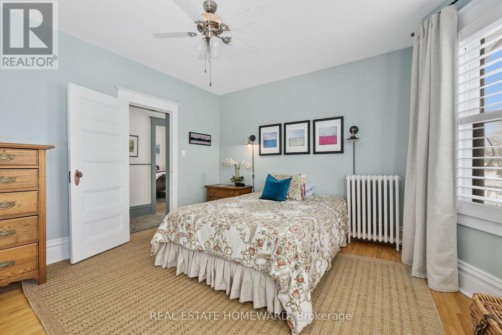 












96 JAMES STREET W

,
Cobourg,




Ontario
K9A2K2

