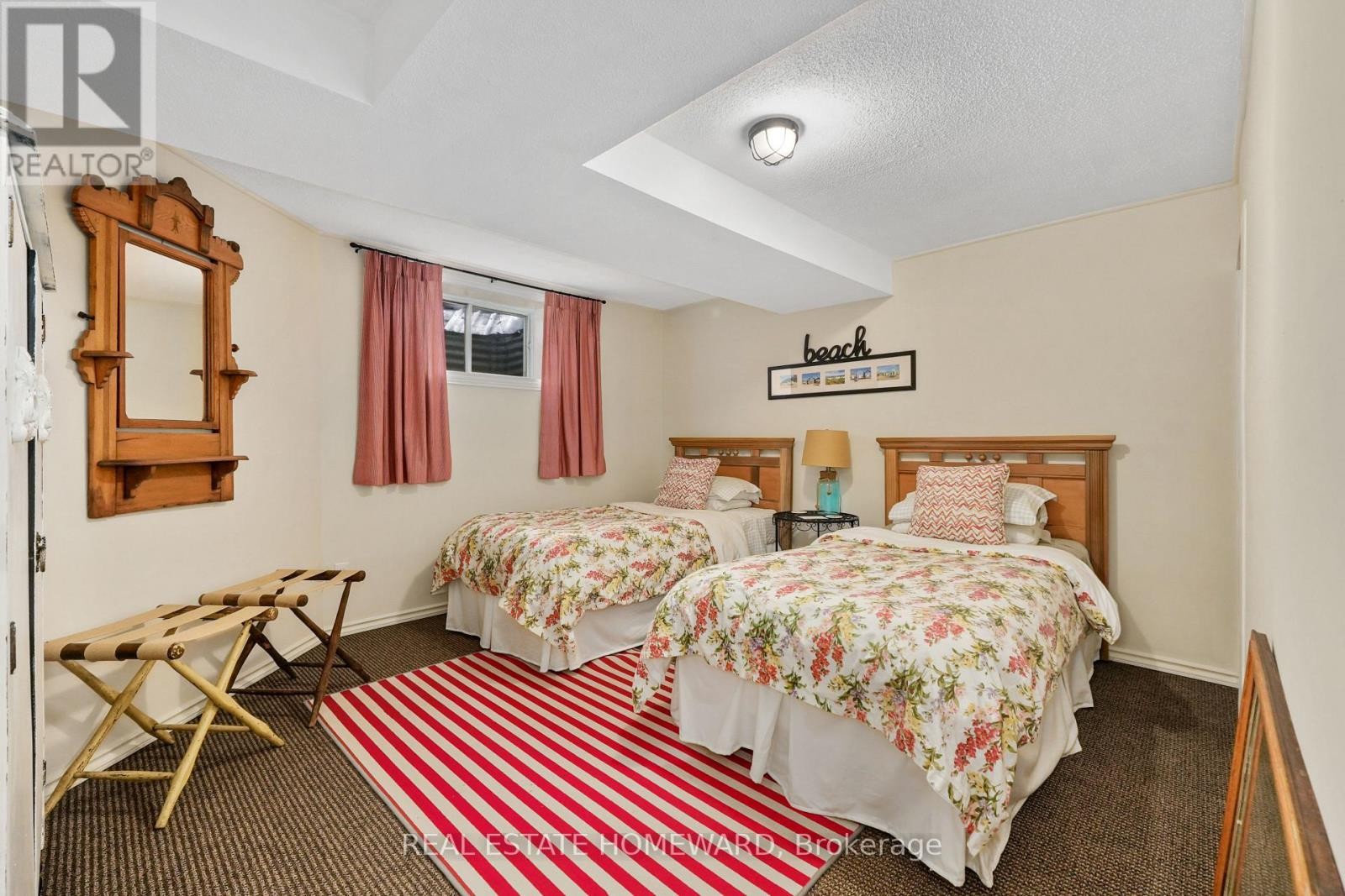 












96 JAMES STREET W

,
Cobourg,




Ontario
K9A2K2

