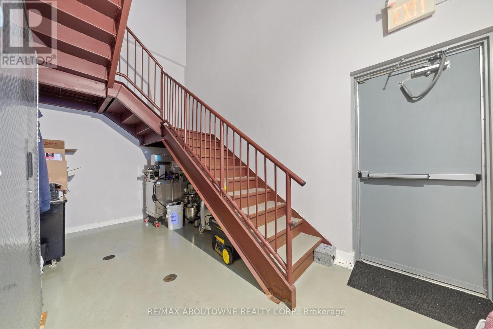 












842 HAMILTON ROAD

,
Quinte West (Sidney Ward),







Ontario
K8N4Z5

