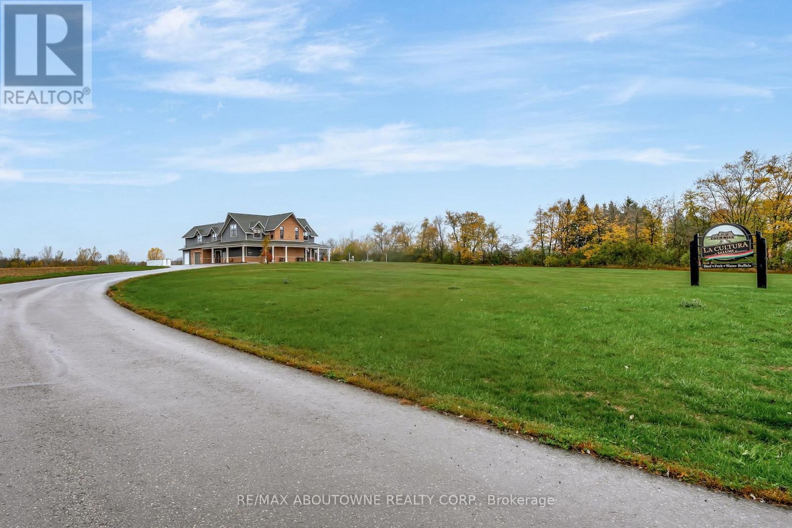 












842 HAMILTON ROAD

,
Quinte West (Sidney Ward),







Ontario
K8N4Z5


