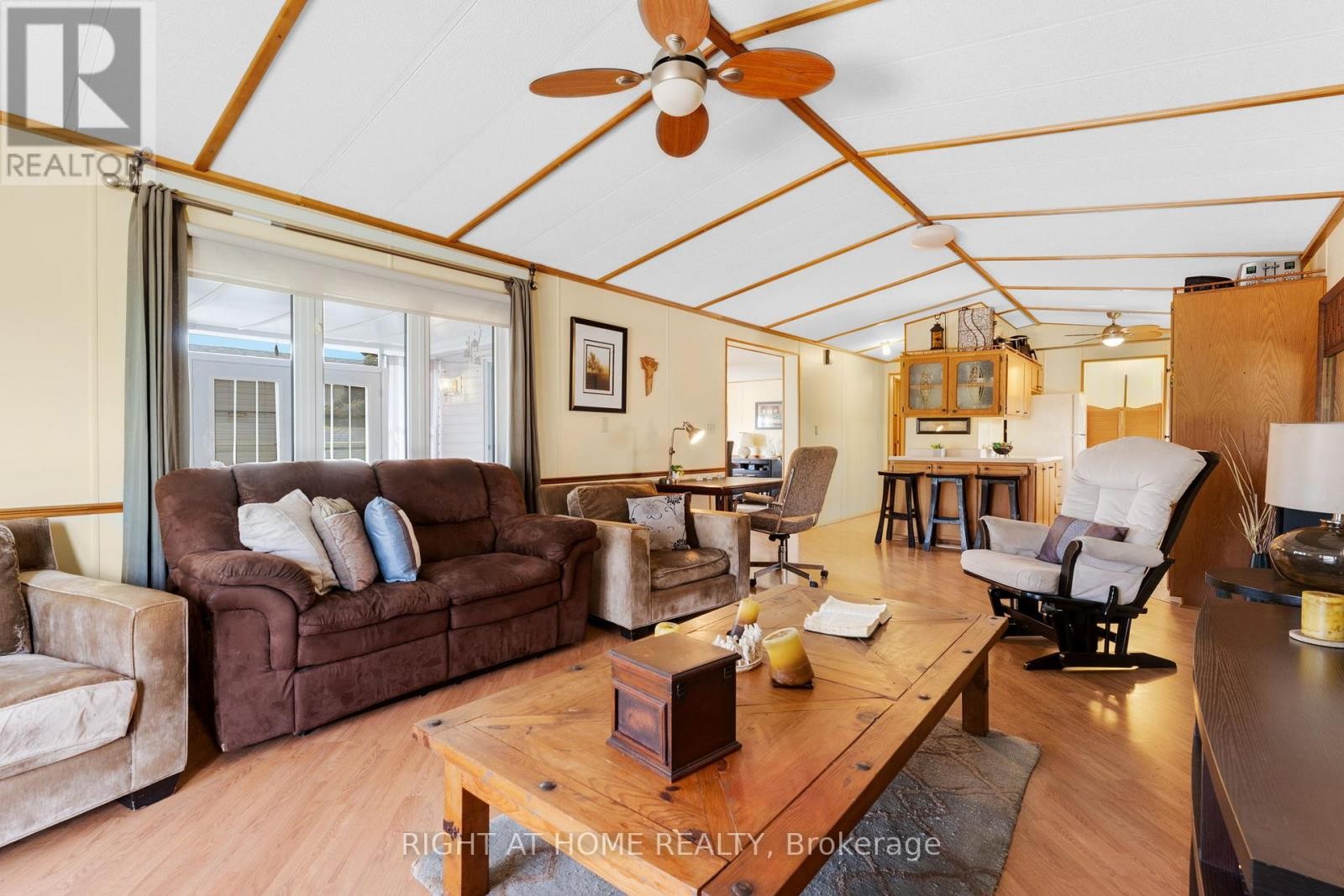 












8 - 3033 TOWNLINE ROAD

,
Fort Erie (Black Creek),




Ontario
L0S1S1

