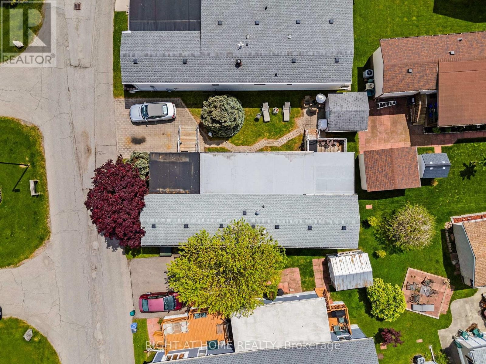 












8 - 3033 TOWNLINE ROAD

,
Fort Erie (Black Creek),




Ontario
L0S1S1

